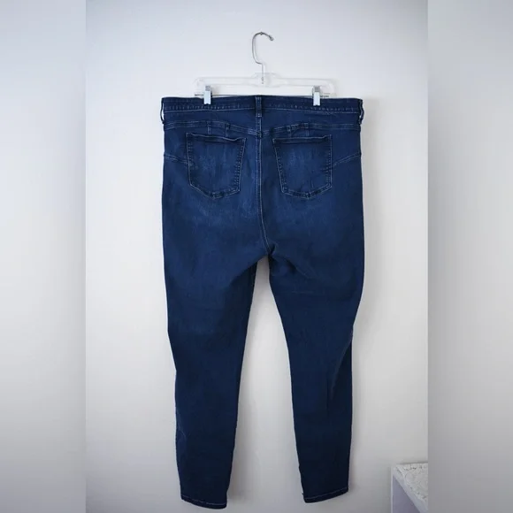 Torrid Bombshell Skinny High-Rise Size 22 Tall Jeans - Picture 4 of 13